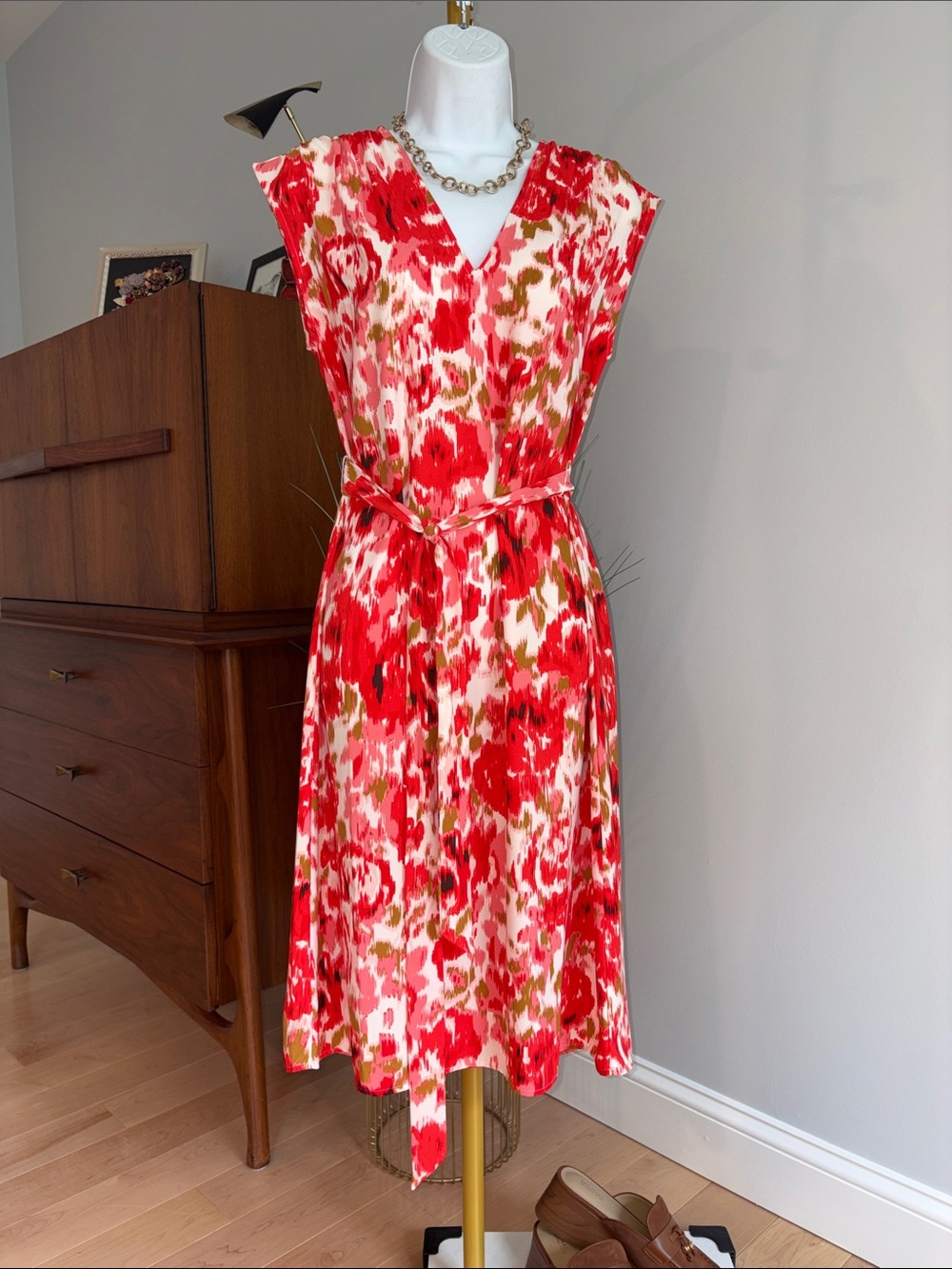 Floral V-Neck Red & Pink Belted Midi Dress